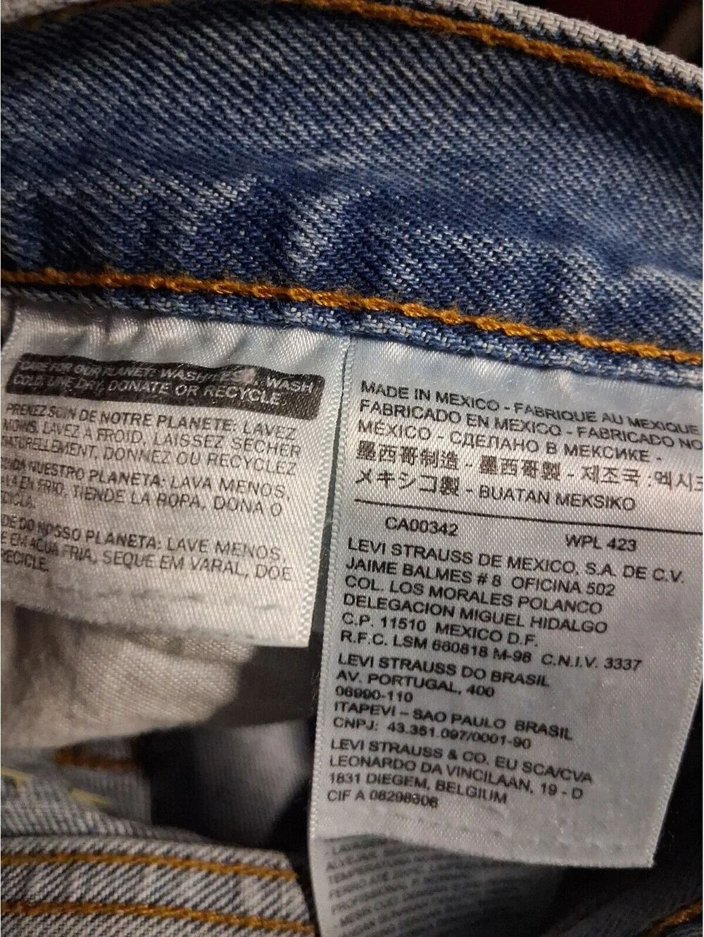 Levi's 550 Mens Jeans 36x30 Blue Cotton Denim Relaxed Fit Straight Stonewash G2
